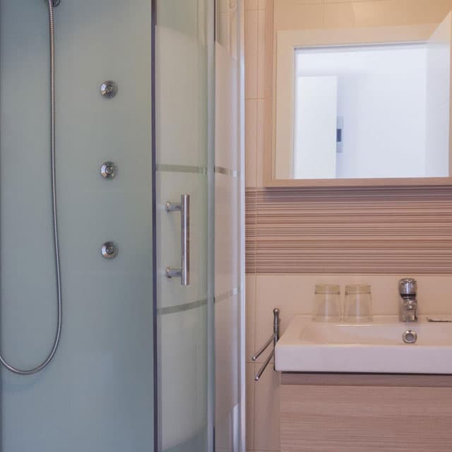 Mamparas para su ducha o bañera a medida